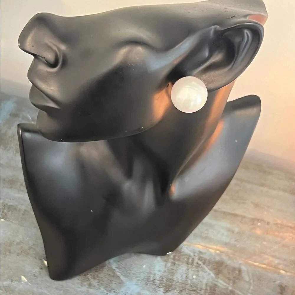 Classic Gold-Tone Clip-On Pearl Earrings - Picture 2 of 9